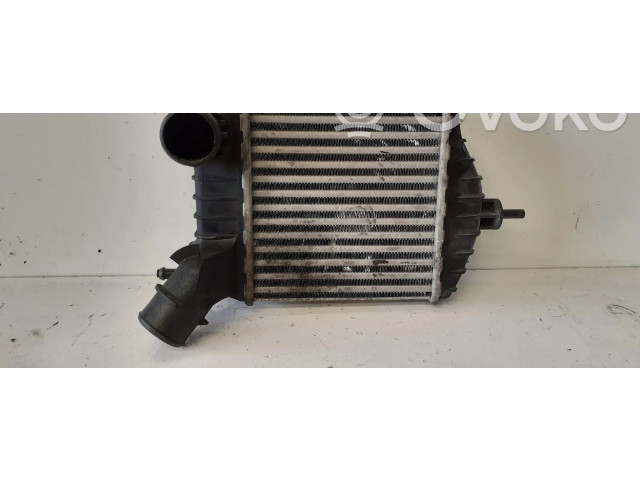 Интеркулер 46764253 Fiat Punto (188)