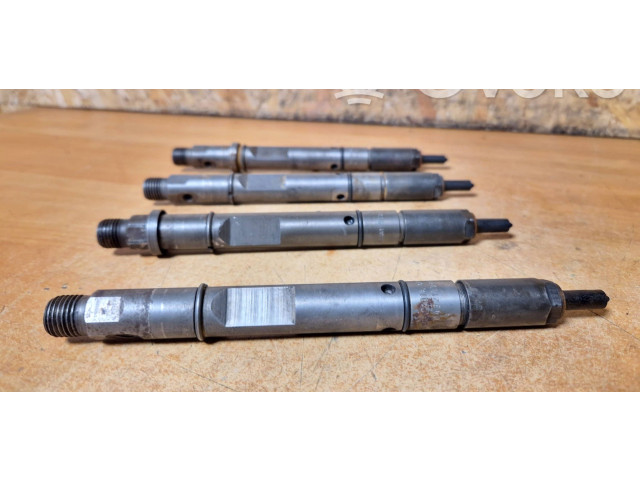 Форсунка 059130201a, 0432133825    Audi A6 S6 C5 4B   