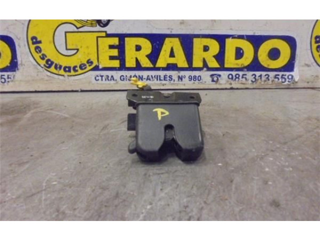 Двигатель центрально замка    KIA Rio