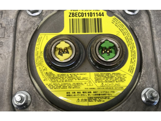 Подушка безопасности водителя A1698600102   Mercedes-Benz A W169