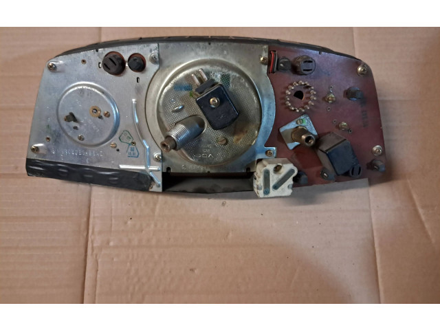 Панель приборов 1235426901   Mercedes-Benz W123       