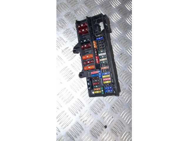 Pojistková skříňka 69005820 BMW 7 E65 E66 2005