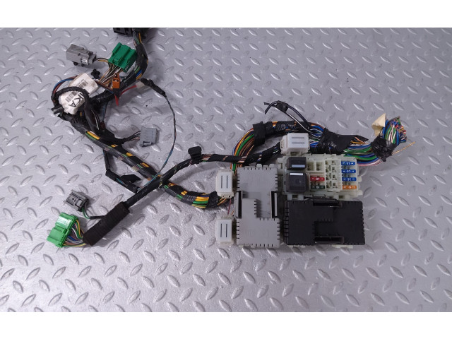 Блок предохранителей Ford S-MAX