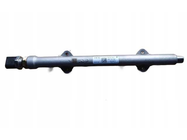 Топливная рампа 05E133320 Skoda Octavia Mk3 (5E)