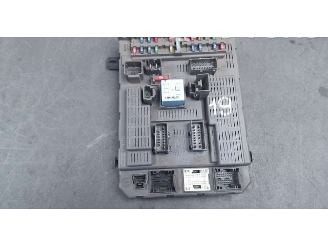   Pojistková skříňka 9647448280, 202905025050868   Citroen C4 Grand Picasso 2010