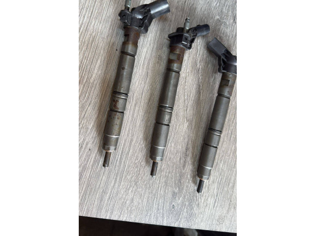 Vstřikovač 059130277ED   Audi Q7 4M     