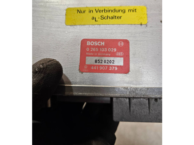 Руль Audi V8 - года 441907379, 0265103029