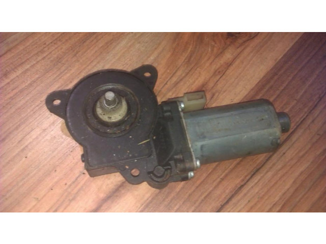 Передний двигатель механизма для подъема окон