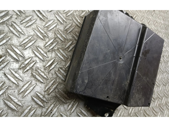 Pojistková skříňka Renault Modus 2008