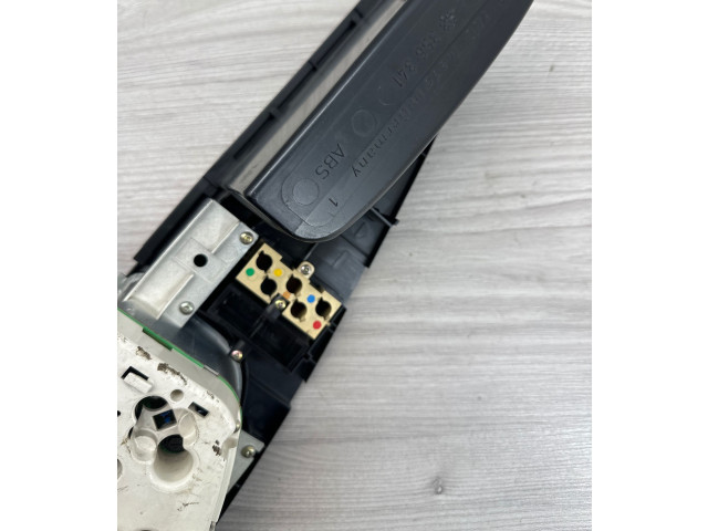 Панель приборов 88311219 Audi A6 S6 C4 4A