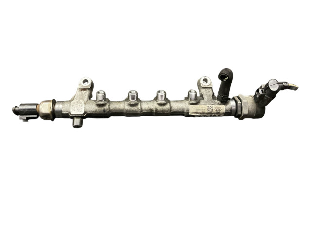 Топливная рампа 03L906054, 03L130089P   Skoda Octavia Mk2 (1Z)   для двигателя BXE