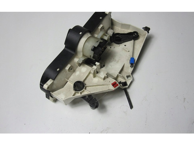 Блок управления климат-контролем 9041704687 Mitsubishi Carisma