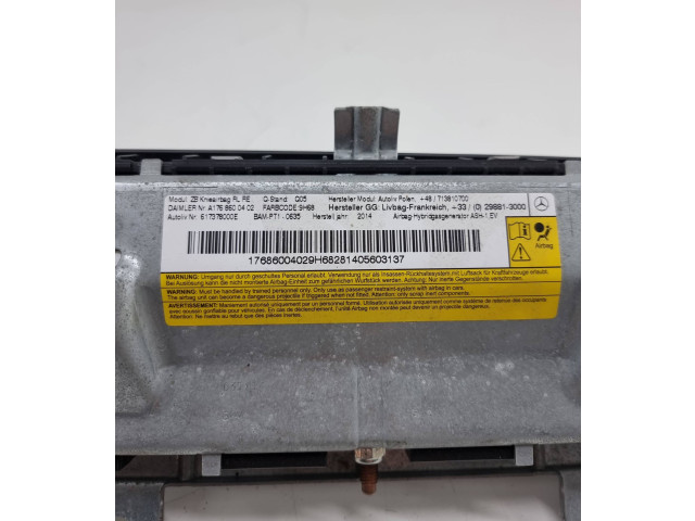 Подушка безопасности для колен A1768600402 Mercedes-Benz A W176