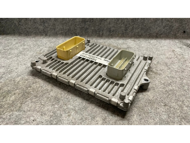 Блок управления двигателя P68330924AA Dodge Durango