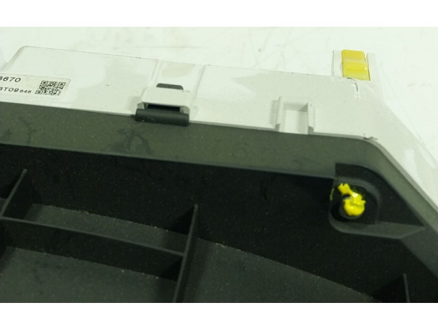 Přístrojová deska Lexus CT 200H 2016 8380076670, 8380076670