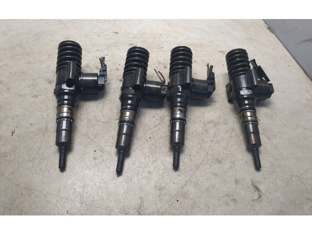 Комплект форсунок 0414720404 Audi A3 S3 8P