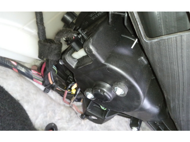 Вентилятор печки    77364951   Fiat Grande Punto