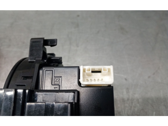 Блок подушек безопасности 892450D020, 843070D250   Toyota Yaris