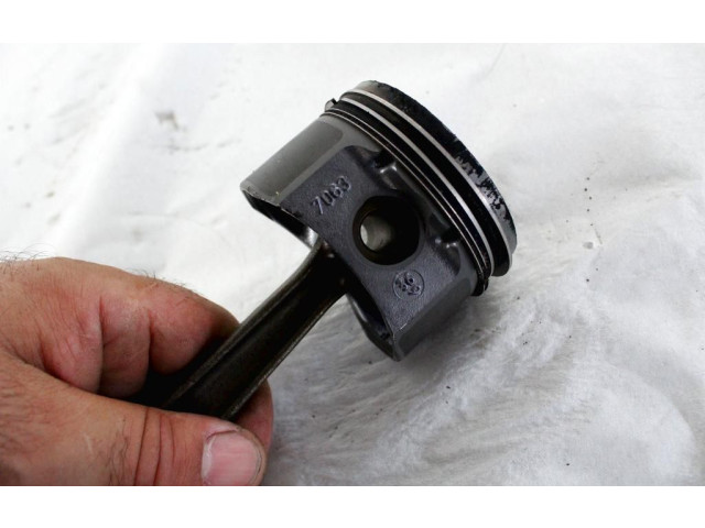 Píst 55277579 Audi Q8