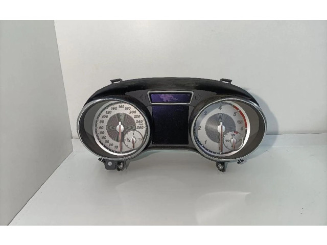 Přístrojová deska Mercedes-Benz GLA W156 2013 A1569003701