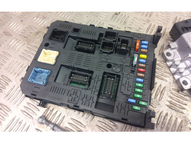 Řídící jednotka 9666912580, 9667082380 Peugeot RCZ 2011