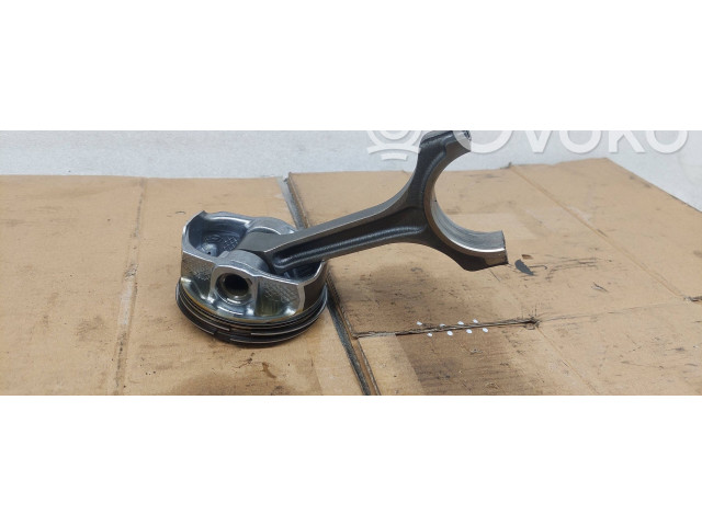 Поршень с шатуном Ford Mustang VI