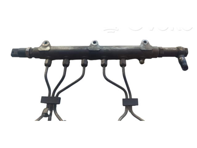 Топливная рампа 8658252   Volvo XC90  