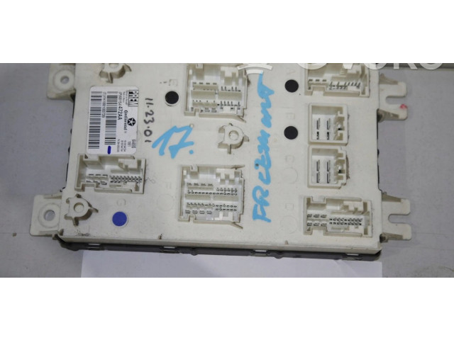 Блок комфорта 68154572AA Fiat Freemont