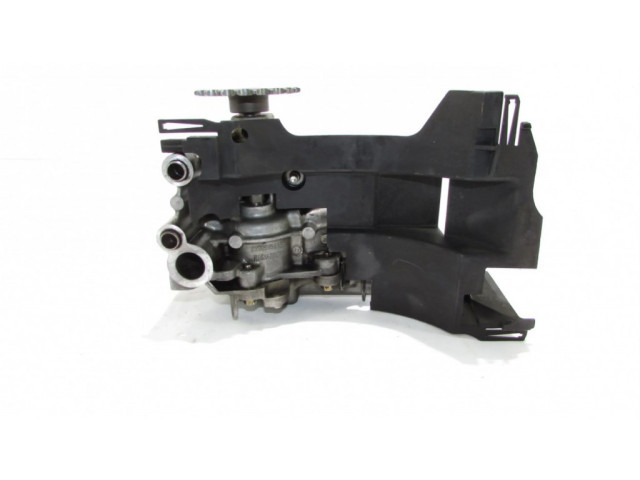 Масляный насос M9R782 150157688R Renault Trafic II (X83) 2.0