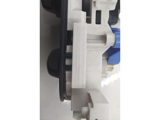 Блок управления климат-контролем 6001551696 Dacia Sandero