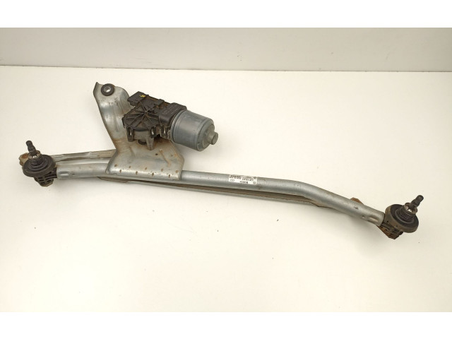 Двигатель стеклоочистителей 8200619512, 3397020879 Dacia Duster