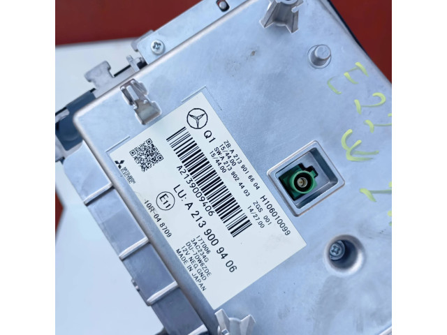 Дисплей    A2139009406, A2139024403   Mercedes-Benz E W213