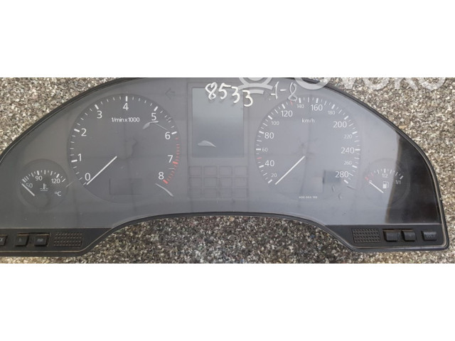 Přístrojová deska  Audi A8 S8 D2 4D 2001 4D0919033F  