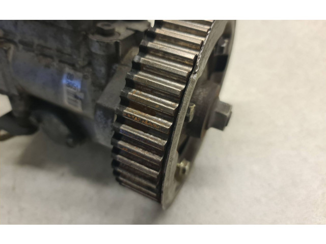 Топливный насос Mitsubishi Pajero Sport I 1996 - 2008 года