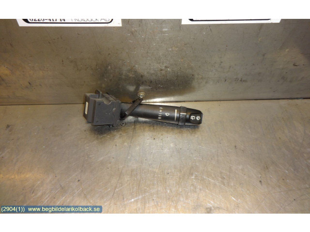 Ручка стеклоочистителей Volvo V70