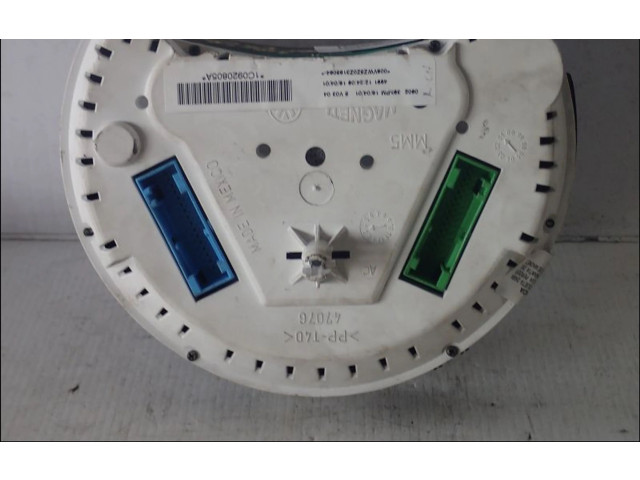 Панель приборов    Volkswagen New Beetle       