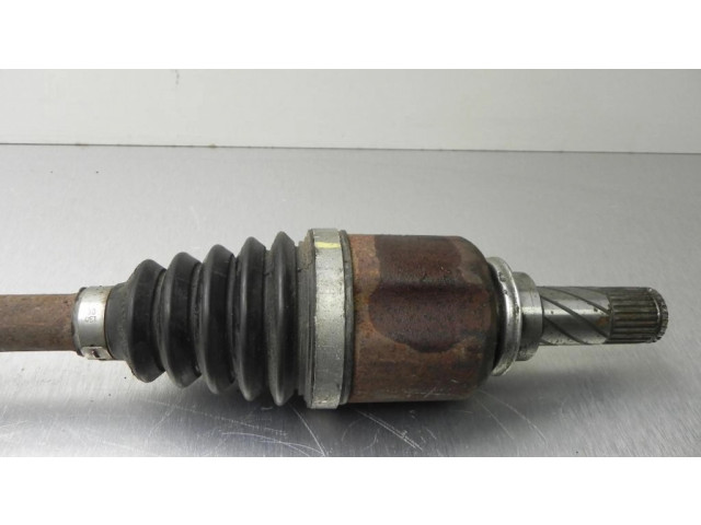 Передняя полуось