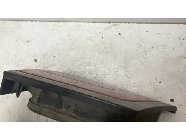 Задний фонарь правый сзади 45102 Peugeot 806