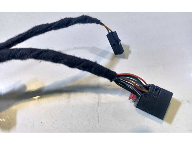 Зеркало электрическое Skoda Karoq 2017 - года