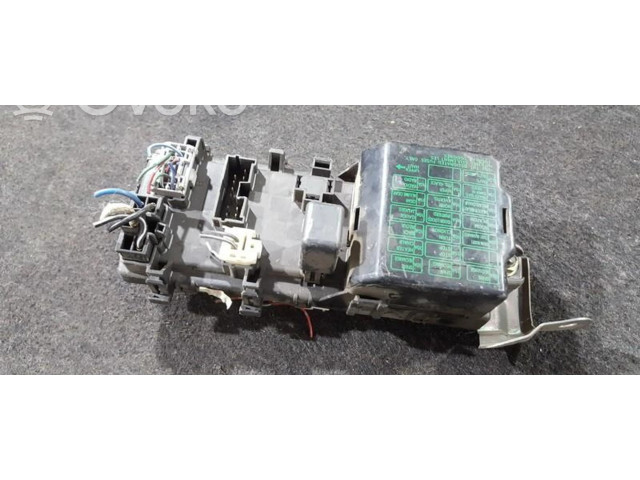 Блок предохранителей Mitsubishi Lancer