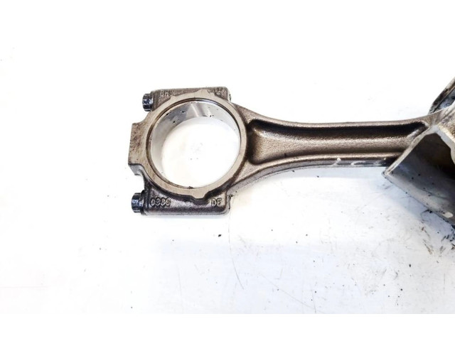  Поршень с шатуном    Skoda Octavia Mk2 (1Z)  