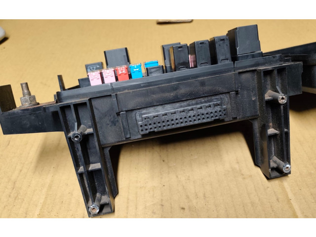 Блок предохранителей P05087269AM   Chrysler 300 - 300C    