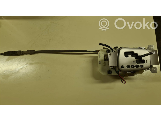 Механизм переключения передач (кулиса) (в салоне)