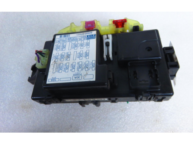 Блок предохранителей 8260087411 Daihatsu Terios