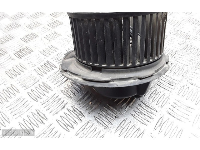 Вентилятор печки 1k1819015 Skoda Octavia Mk2 (1Z)