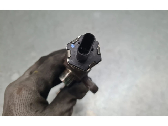 Топливная рампа 9821399680, 221871627   Peugeot Partner III  