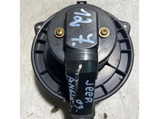 Вентилятор печки    AY1661000413, 701133213B   Jeep Cherokee