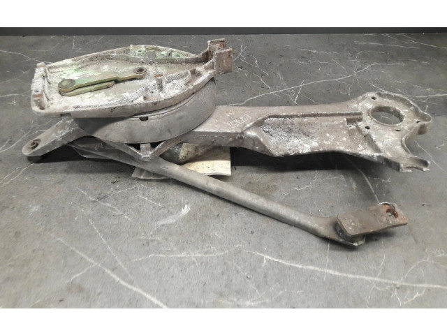 Моторчик заднего дворника 2028200342    Mercedes-Benz C W202