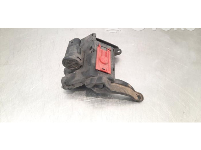 Блок предохранителей  04L903141B, 4K0941823E   Audi A7 S7 4K8    