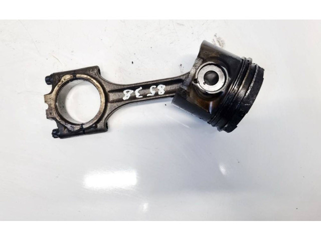  Поршень с шатуном    Volvo S60  